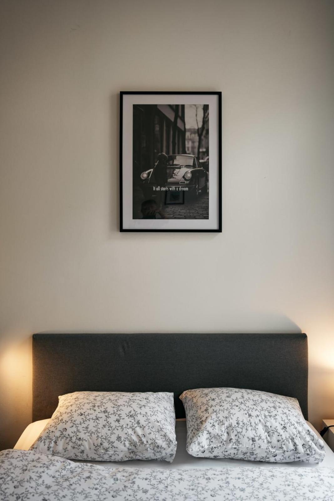 Comfortable And Cosy Apt A Few Steps From Dancing House And Naplavka Dance Πράγα Εξωτερικό φωτογραφία