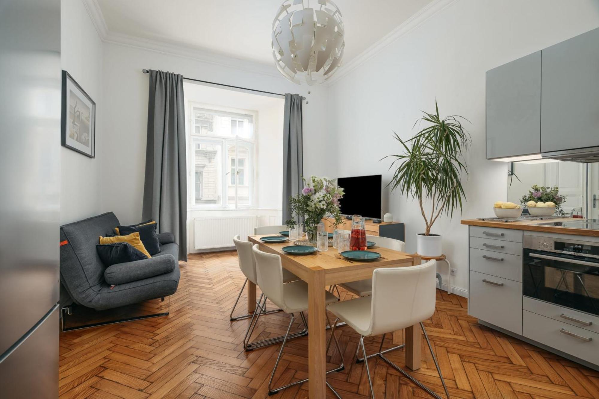 Comfortable And Cosy Apt A Few Steps From Dancing House And Naplavka Dance Πράγα Εξωτερικό φωτογραφία